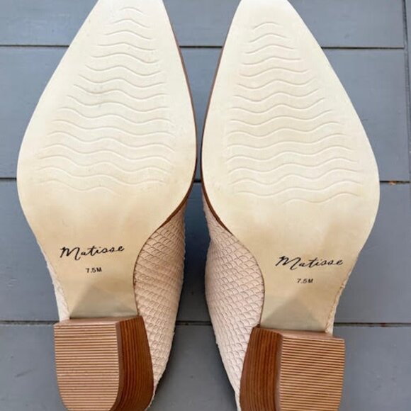 Matisse Cammy Snake Embossed Pointed Toe Mule Block Heel - Picture 10 of 12